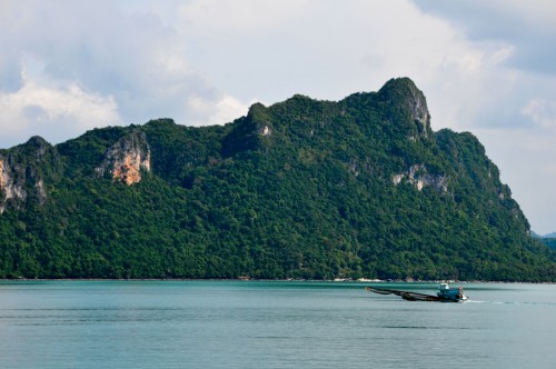 Thai fishing vessel