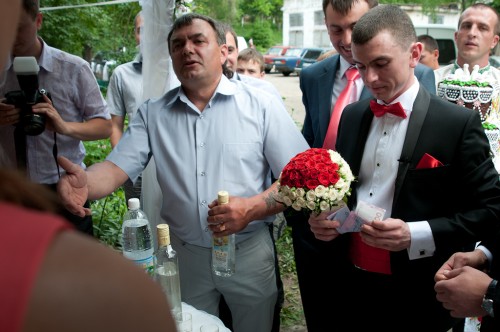 GROOM TRY TO BUY THE BRIDE