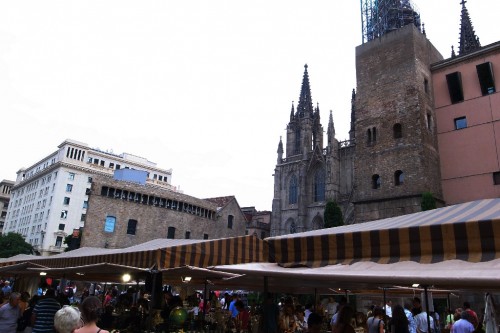 Cathedral of Santa Eulalia and the market in the gothic neighborhood