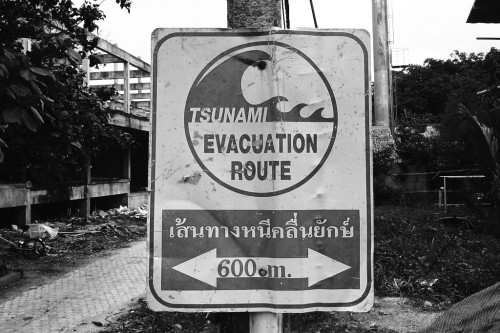 TSUNAMI EVACUATION ROUTE