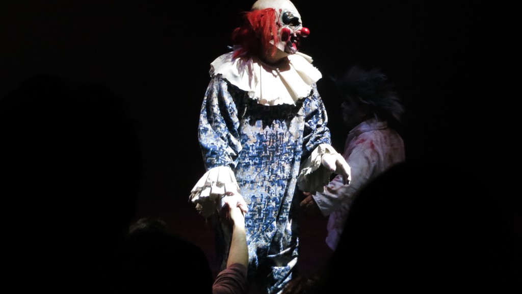CLOWN MAN FINDS YOU AT THE CIRCUS OF HORRORS IN SPOLTORE