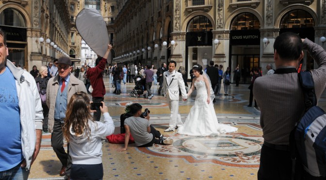 WEDDING UNDER THE GLASS DOME