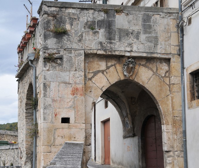 Arch in Castel di Ieri