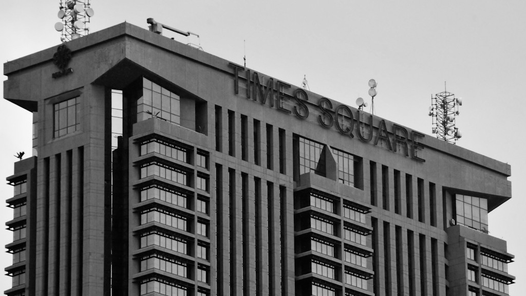 TIMES SQUARE