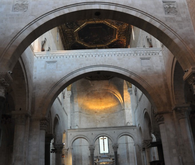 Interior of Basilica St. Nicholas in Bari #2