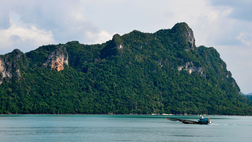 Thai fishing vessel