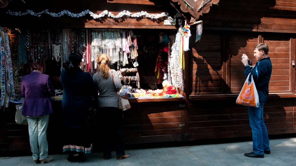 TAKE A PICTURE IN THE MARKET, LVIV