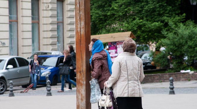 KISSING THE CROSS IN LVIV