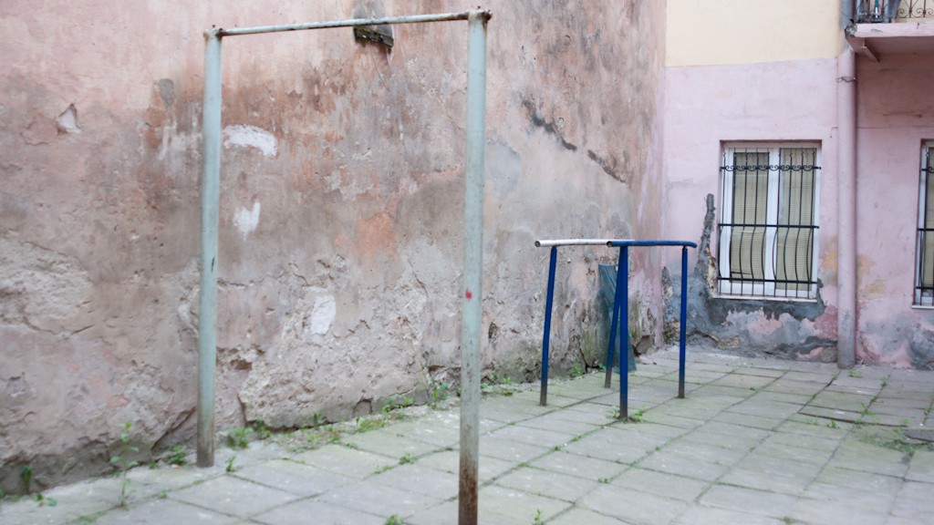 EXERCISE EQUIPMENT AT THE MAIN ENTRANCE