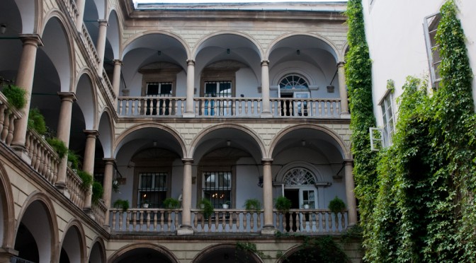 RENAISSANCE YARD OF KING JAN III SOBIESKI HOUSE