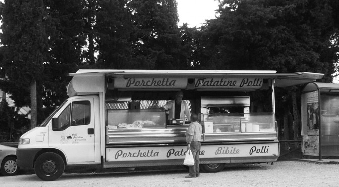 PORCHETTA PATATINE POLLI