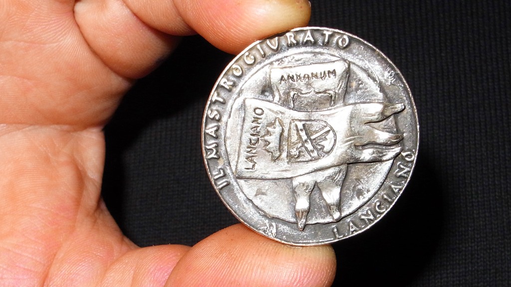 A coin for the medieval week