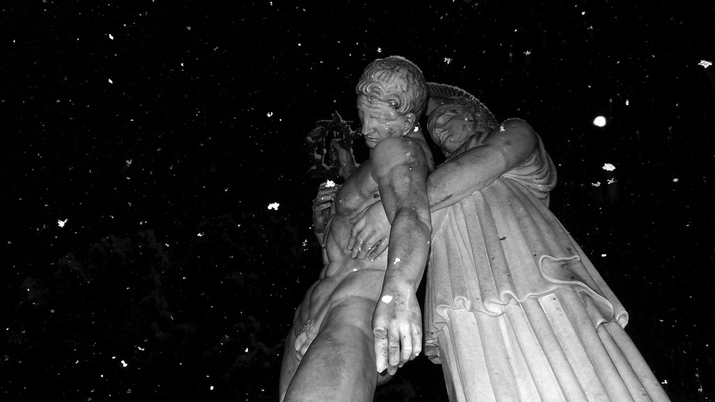 Snow on martyrs memorial