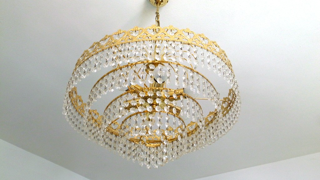 Nice Dr. Trozzi's chandelier