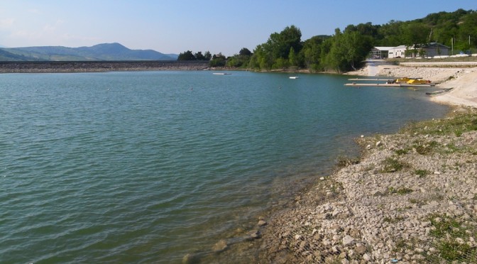 Lake Bomba before rowing race
