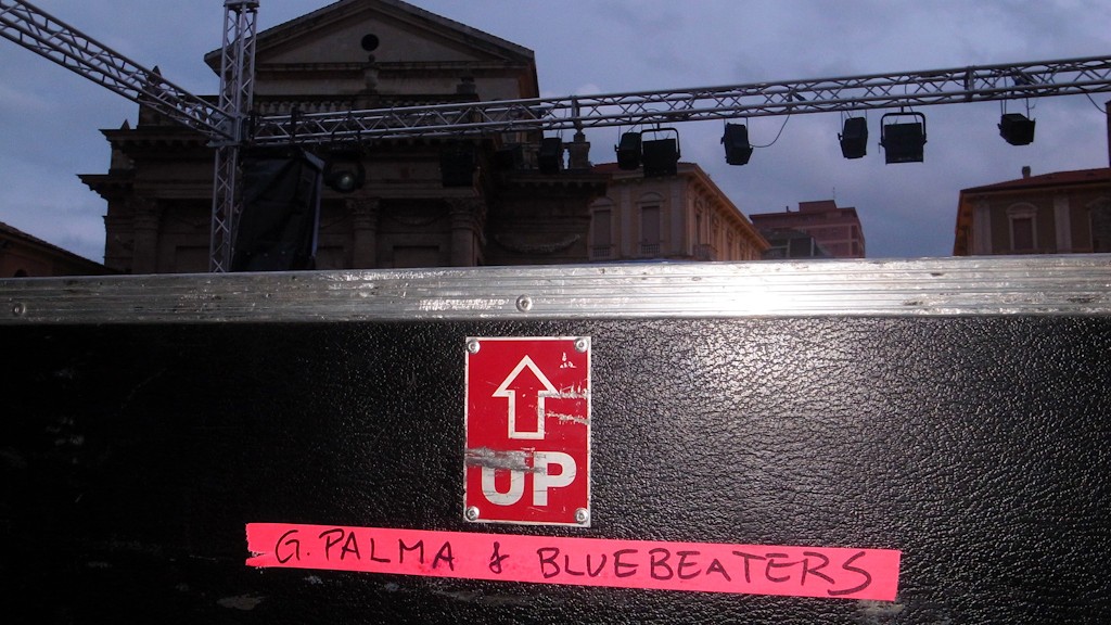 UP G. PALMA & BLUEBEATERS